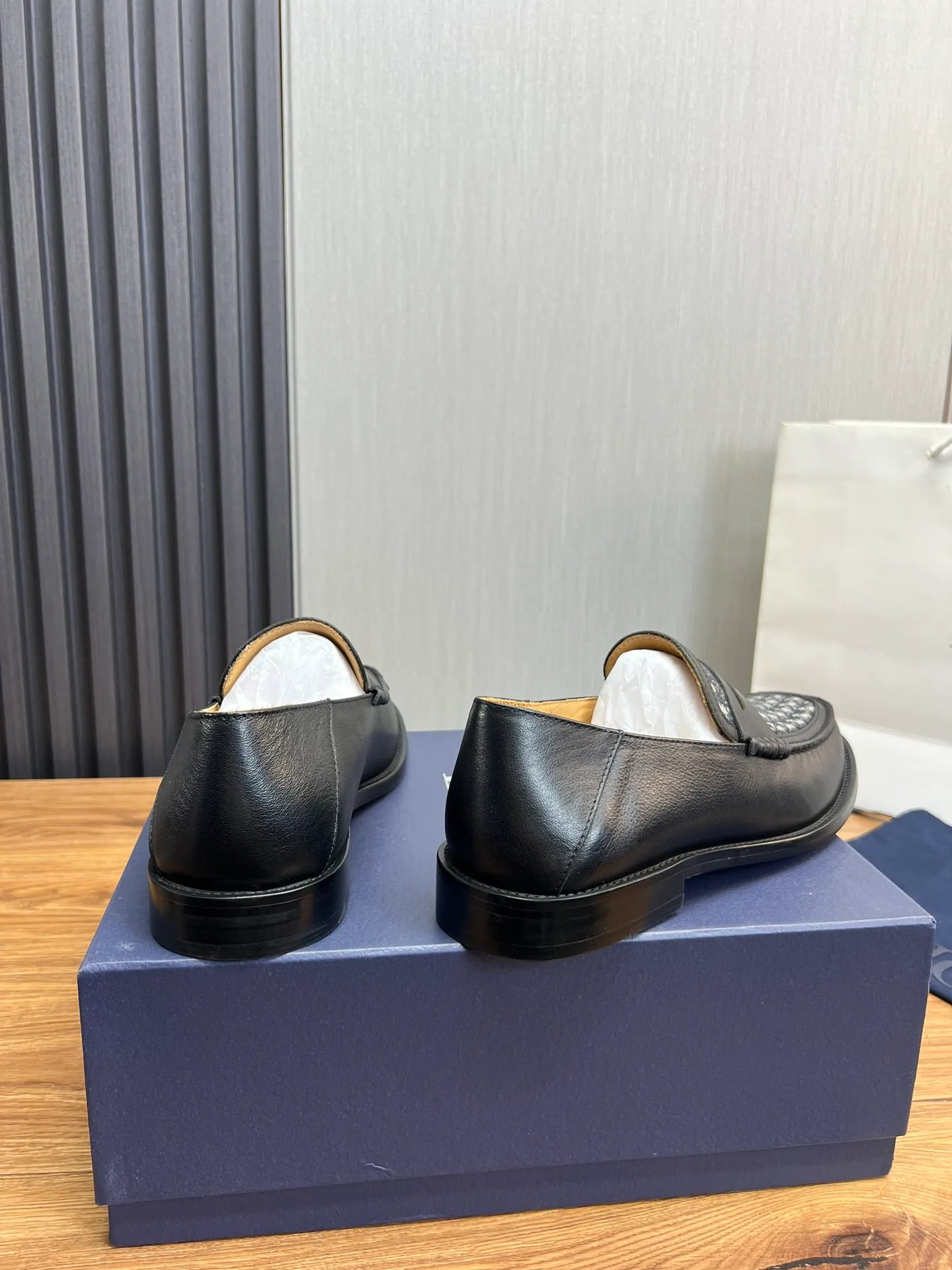 Men's men's shoes 💰580💰 Dior men's business casual leather shoes 👞all made of imported original brand leather, just to create a more comfortable wearing experience, upper: original cowhide ➕ imported sheepskin lining, original non-slip and wear-resistant rubber outsole ✔️36-45 (38.45 non-refundable)
